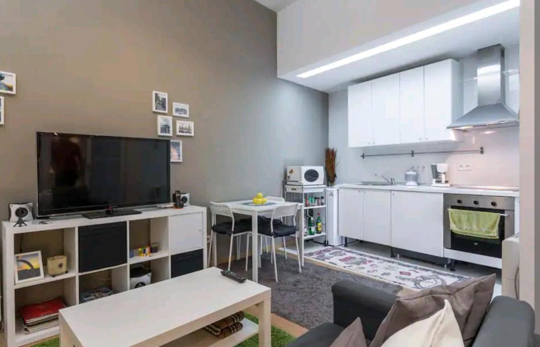 마드리드 Moderno Loft En Puerta De Toledo 아파트 외부 사진